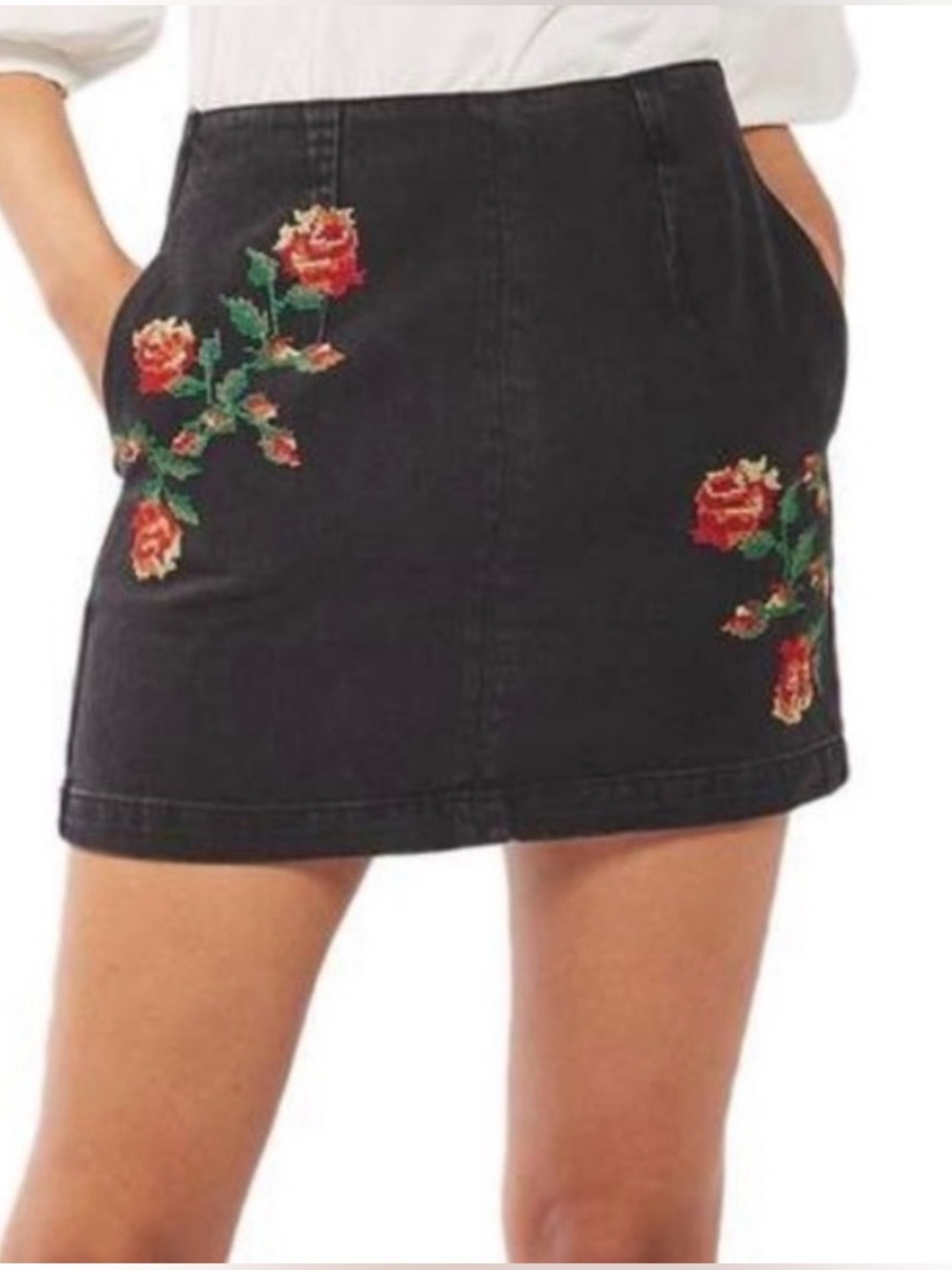 Topshop Moto Embroidered Floral Black Denim Mini Skirt Size 6 Side Pockets